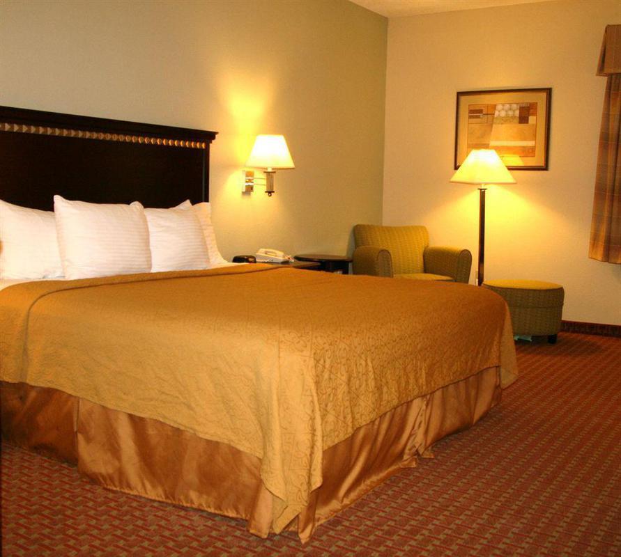 Best Western Plus North Houston Inn & Suites Стая снимка